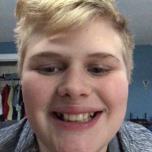 Meet your Posher, Cade